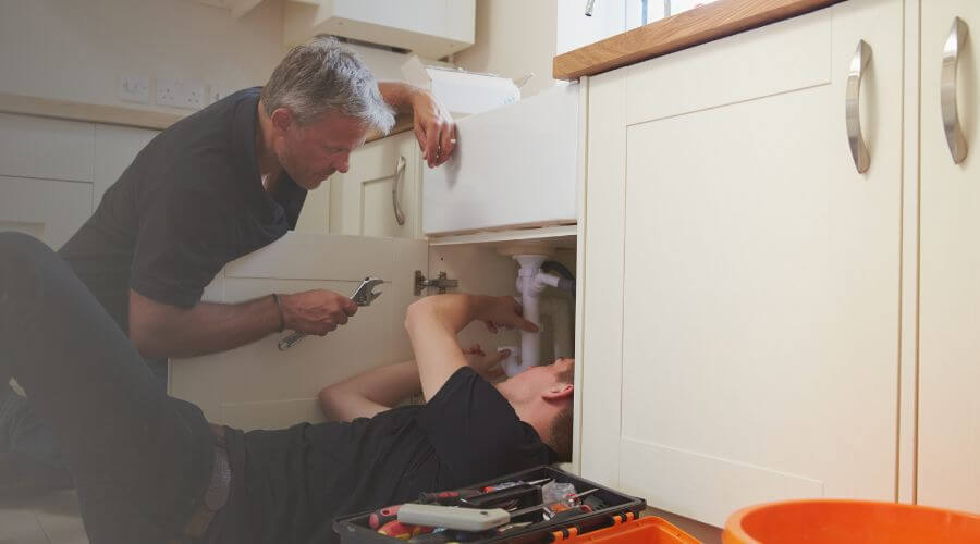 Professional burst pipe repair services in Pineland, TX